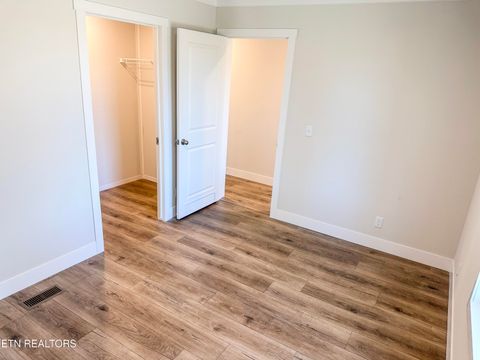 Tiny photo for 8505 E Emory Rd, Corryton, TN 37721 (MLS # 1325348)