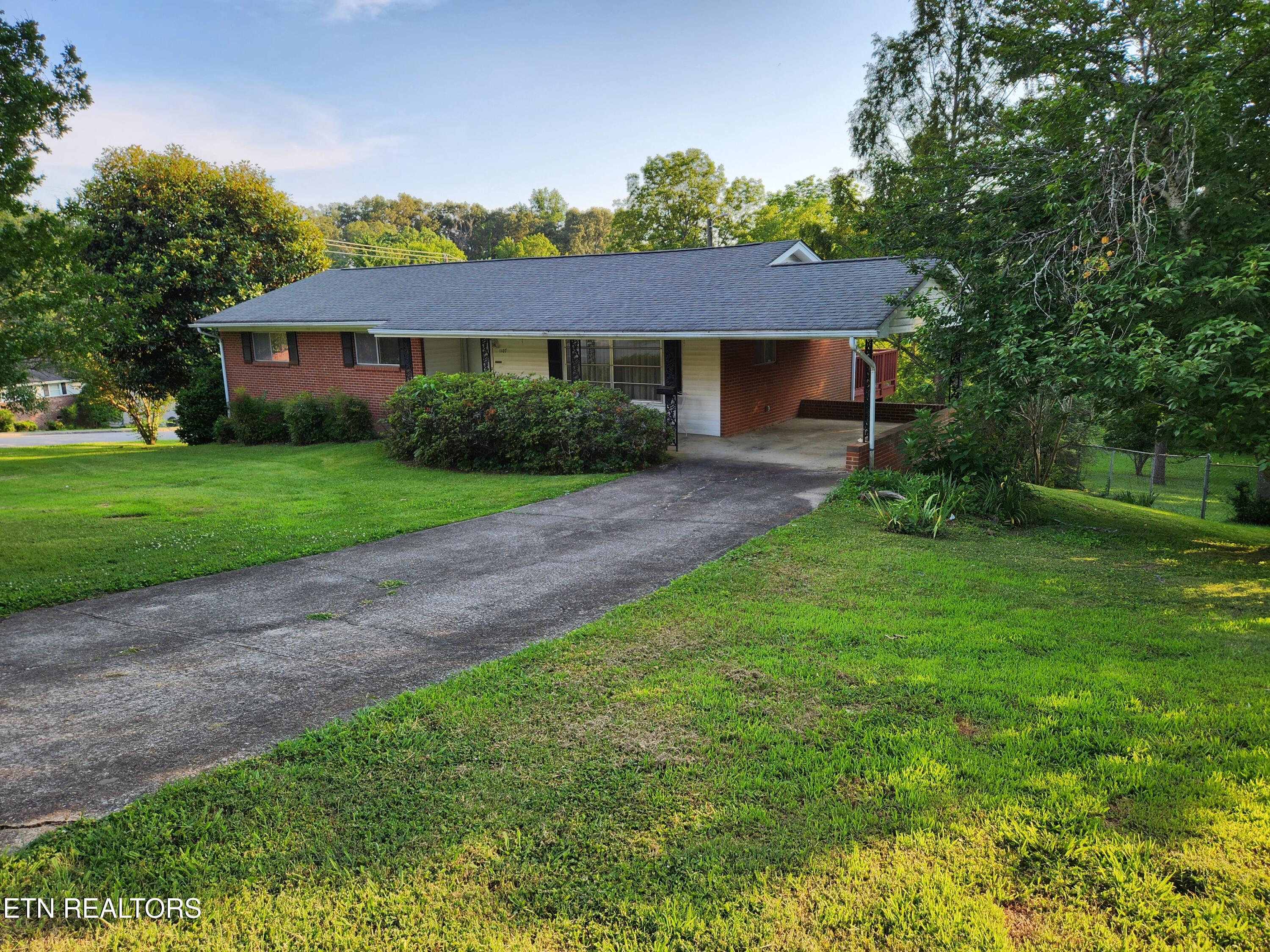 1107 Towanda Tr