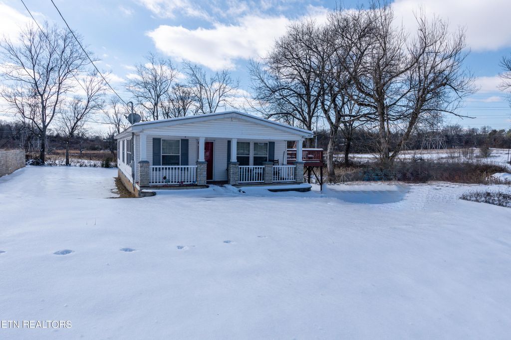 Photo of 1509 Center St, Alcoa, TN 37701 (MLS # 1250662)