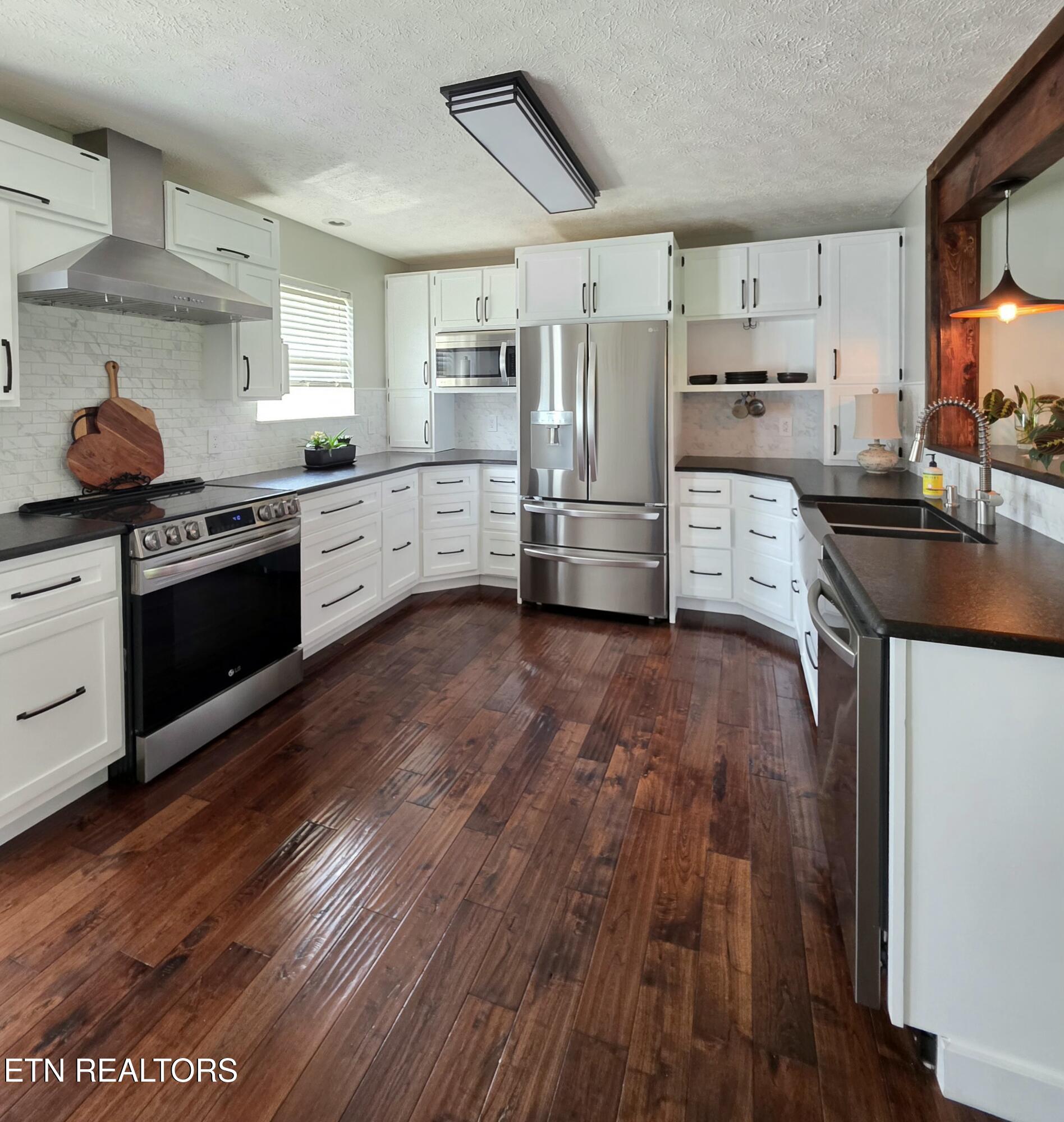 109 McDonald Rd