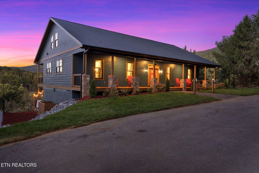 Photo of 3369 Robeson Rd, Sevierville, TN 37862 (MLS # 1326914)