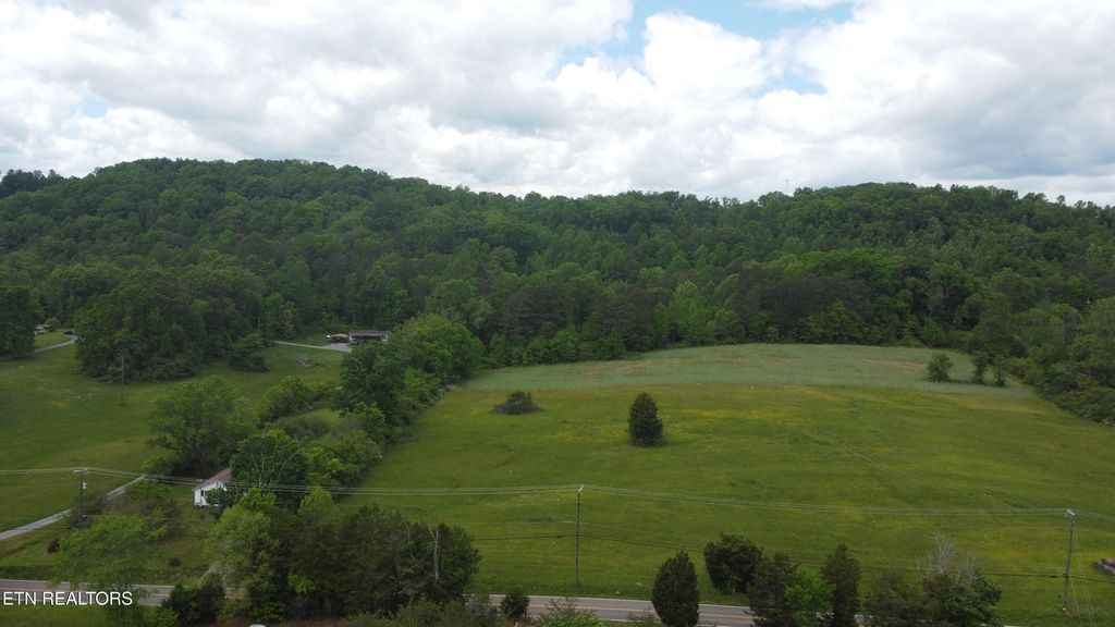 Photo of E Raccoon Valley Drive, Heiskell, TN 37754 (MLS # 1301149)