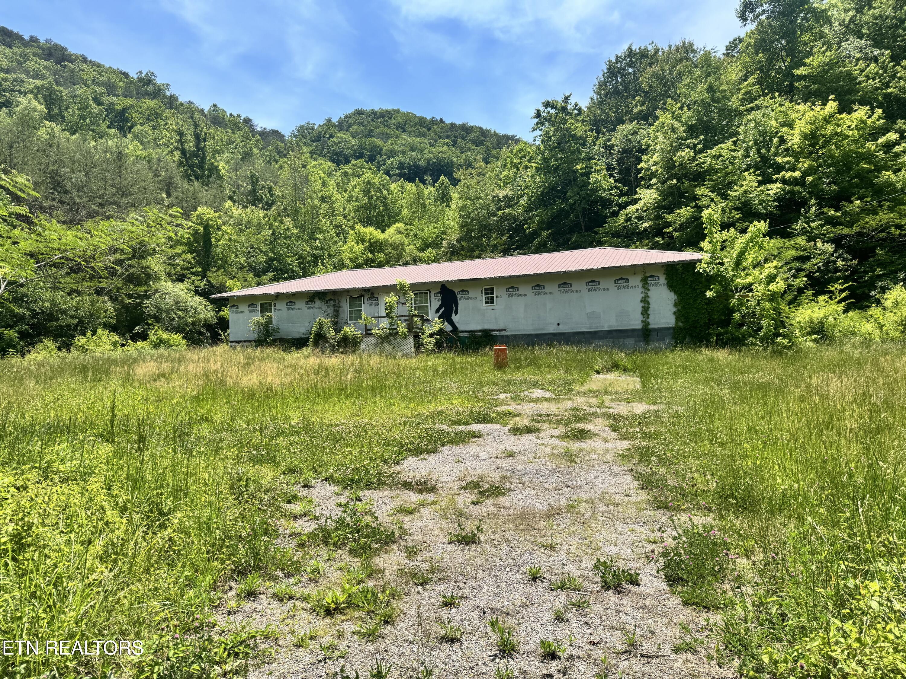 955 Rock Haven Rd