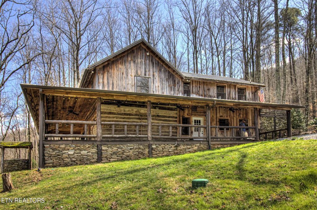 Photo of 1255 Shuler Rd Rd, Townsend, TN 37882 (MLS # 1254228)