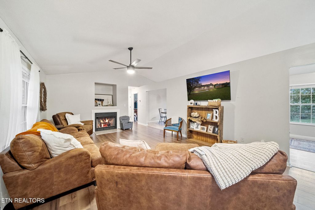 Photo of 615 Texas St, Seymour, TN 37865 (MLS # 1310985)