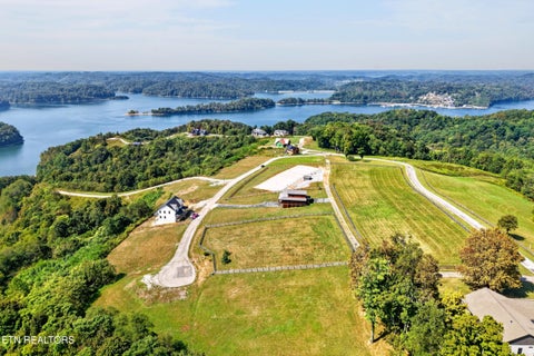 Tiny photo for 121 Bluegill Rd, Hilham, TN 38568 (MLS # 1355997)