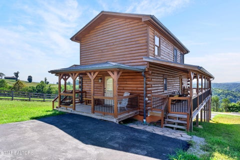 Tiny photo for 121 Bluegill Rd, Hilham, TN 38568 (MLS # 1355997)