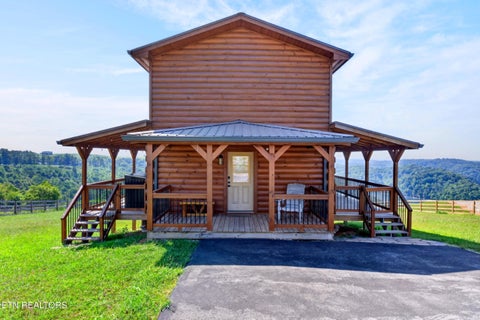 Tiny photo for 121 Bluegill Rd, Hilham, TN 38568 (MLS # 1355997)