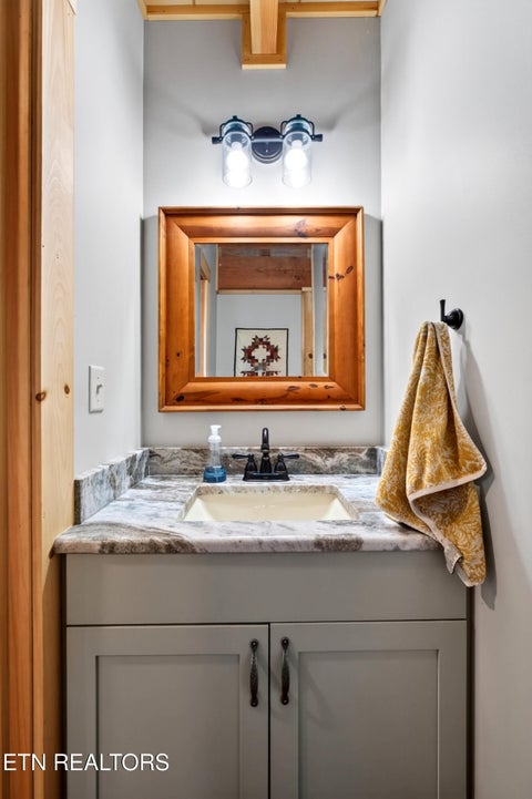 Tiny photo for 121 Bluegill Rd, Hilham, TN 38568 (MLS # 1355997)