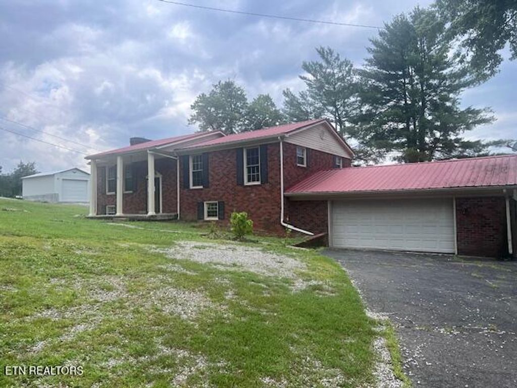 Photo of 114 Red Cedar Rd, LaFollette, TN 37766 (MLS # 1307921)