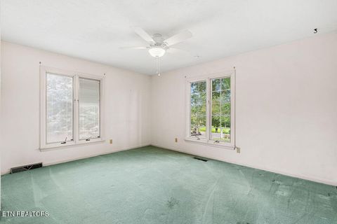 Tiny photo for 643 Broome Rd, Knoxville, TN 37909 (MLS # 1312368)
