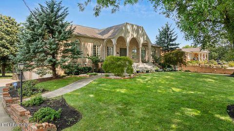 Photo of 643 Broome Rd, Knoxville, TN 37909 (MLS # 1312368)