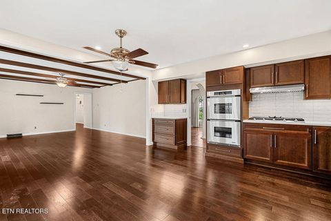 Tiny photo for 643 Broome Rd, Knoxville, TN 37909 (MLS # 1312368)