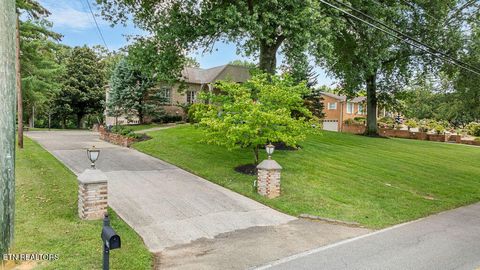 Tiny photo for 643 Broome Rd, Knoxville, TN 37909 (MLS # 1312368)
