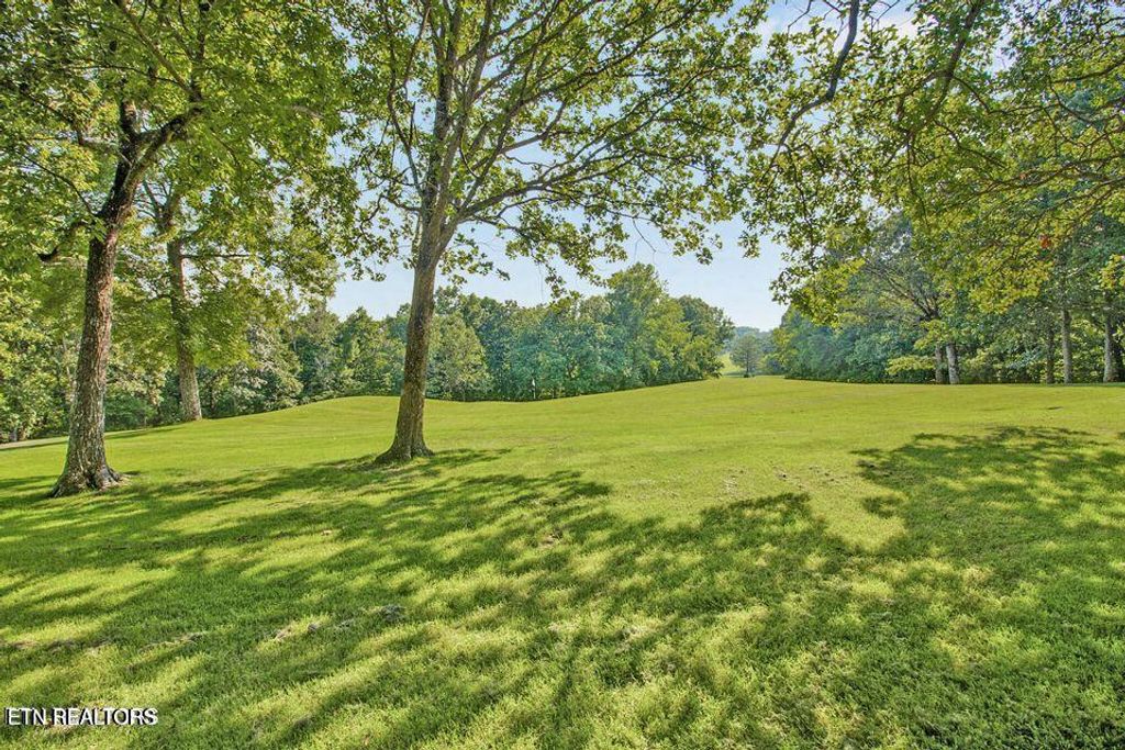 Photo of 512 Druid Landing, Crossville, TN 38558 (MLS # 1340966)