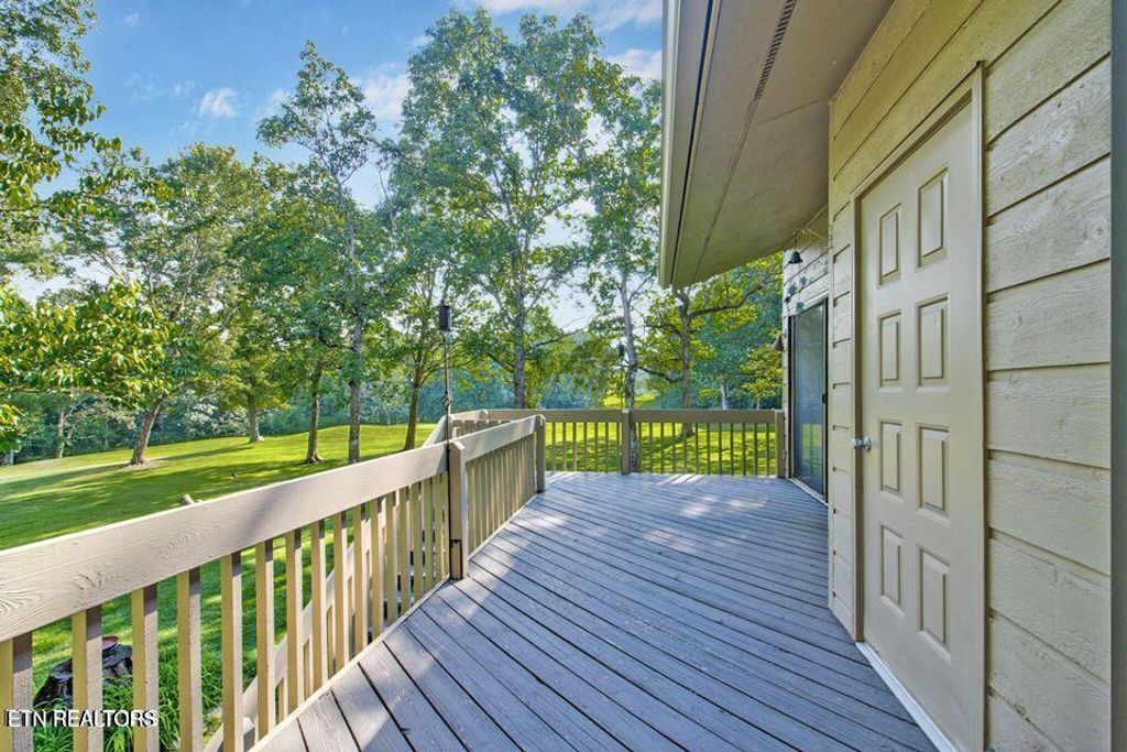 Photo of 512 Druid Landing, Crossville, TN 38558 (MLS # 1340966)