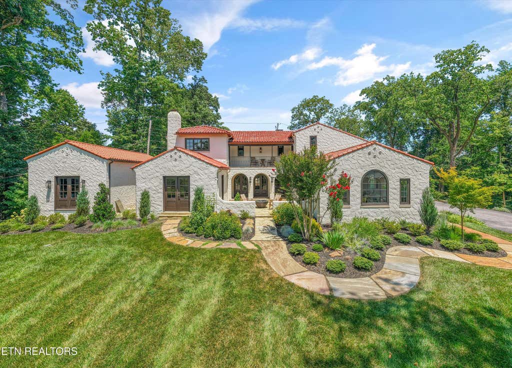 Photo of 926 Keowee Ave, Knoxville, TN 37919 (MLS # 1347374)