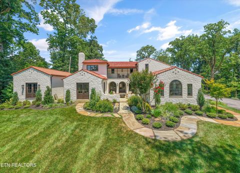 Photo of 926 Keowee Ave, Knoxville, TN 37919 (MLS # 1347374)
