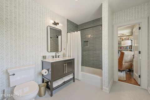Tiny photo for 926 Keowee Ave, Knoxville, TN 37919 (MLS # 1347374)