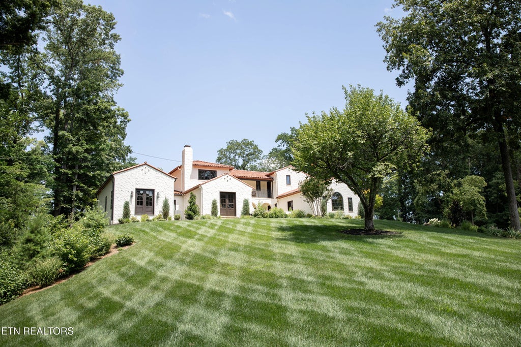 Photo of 926 Keowee Ave, Knoxville, TN 37919 (MLS # 1347374)