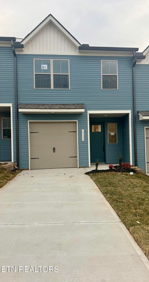 1733 Bennett Village Drive Maryville TN 37804