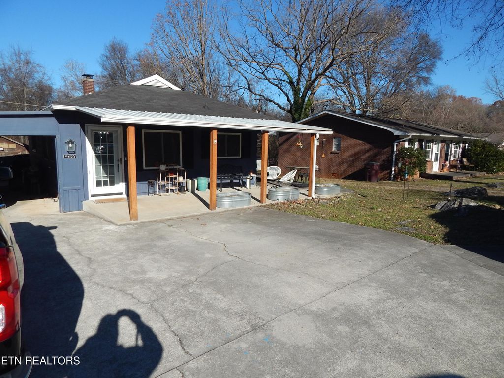 Photo of 623 Garfield St, Alcoa, TN 37701 (MLS # 1284466)