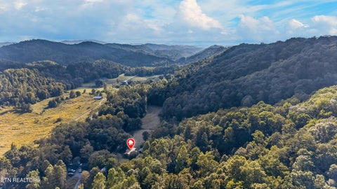 Tiny photo for 9089 Highway 66, Sneedville, TN 37869 (MLS # 1356076)