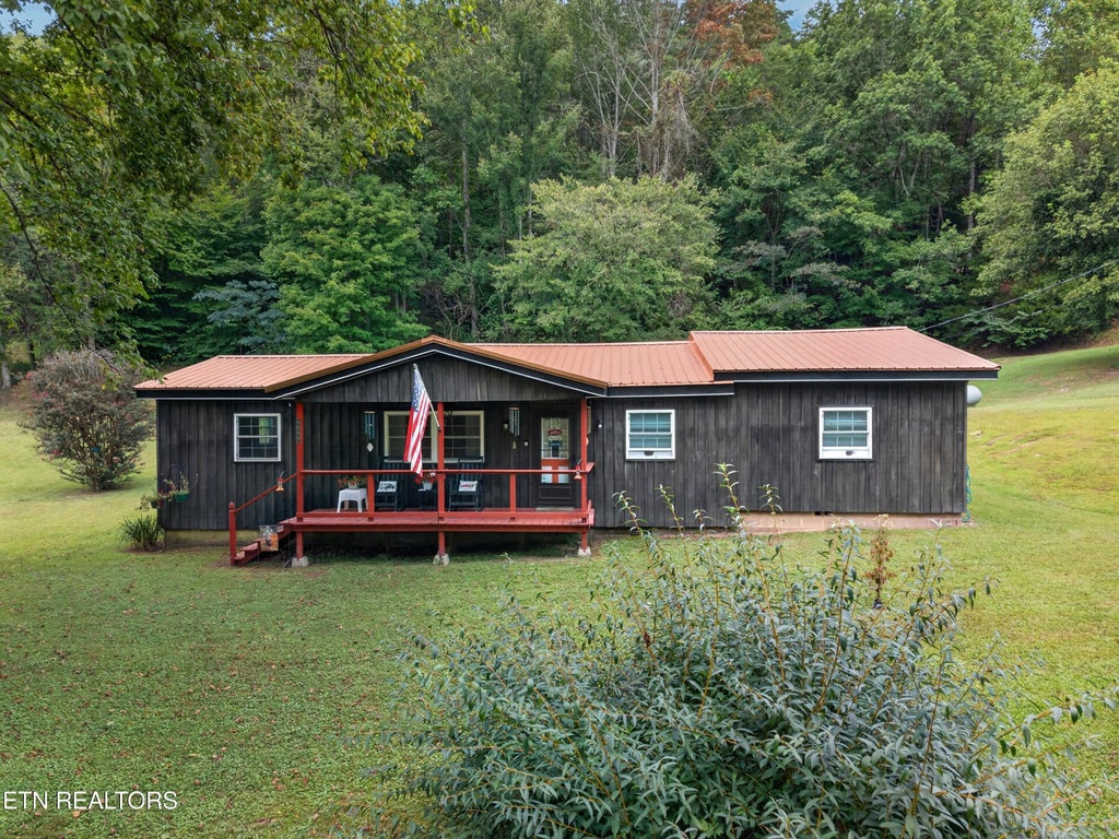 Photo of 9089 Highway 66, Sneedville, TN 37869 (MLS # 1356076)