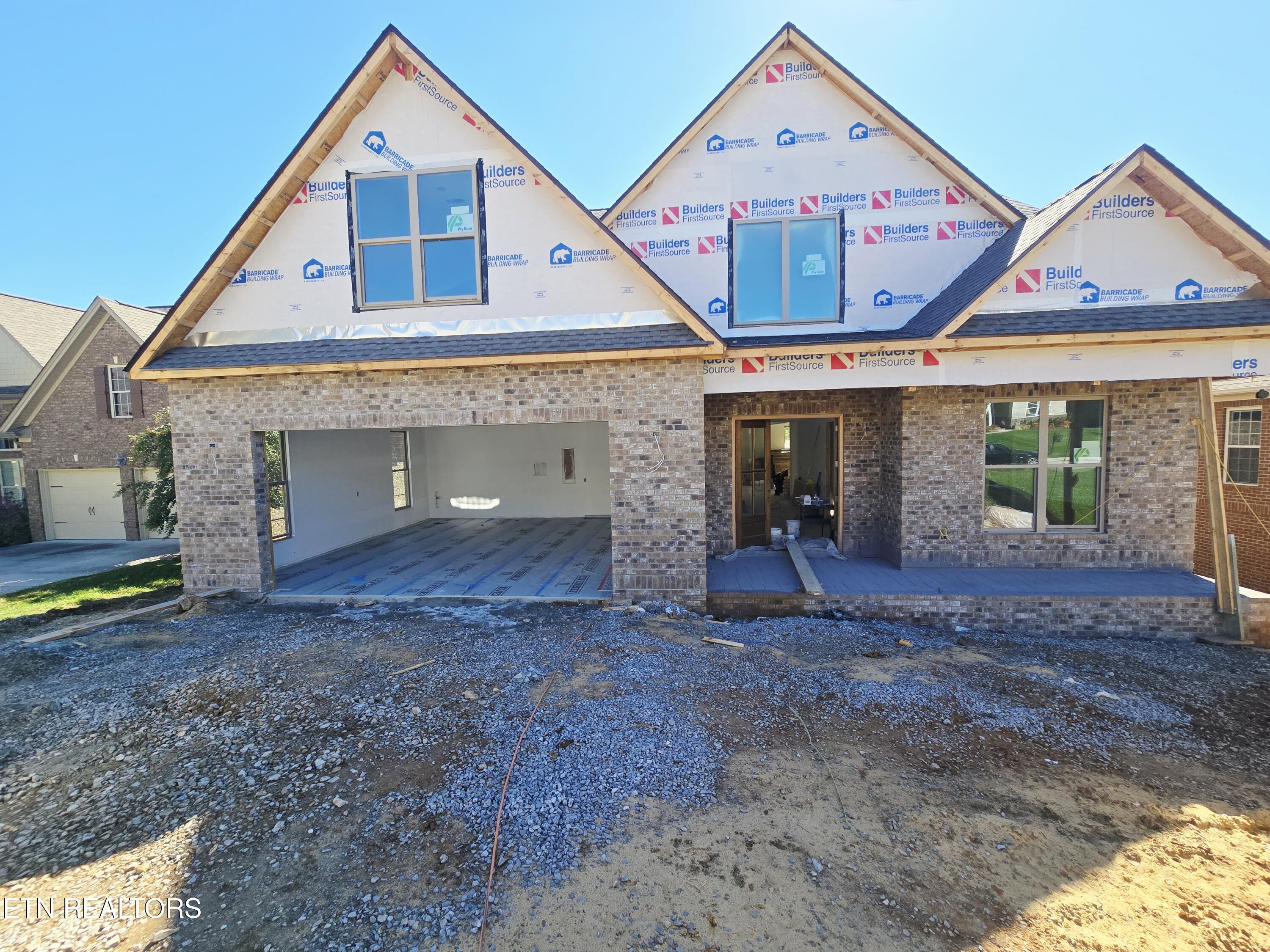 455 Maclaren Way