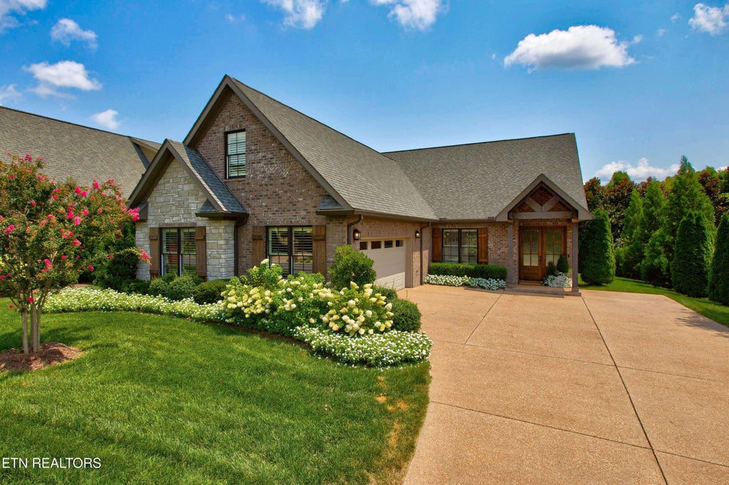 Photo of 1305 Legacy Cove Way, Knoxville, TN 37919 (MLS # 1359436)