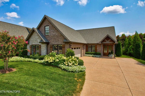 Photo of 1305 Legacy Cove Way, Knoxville, TN 37919 (MLS # 1359436)