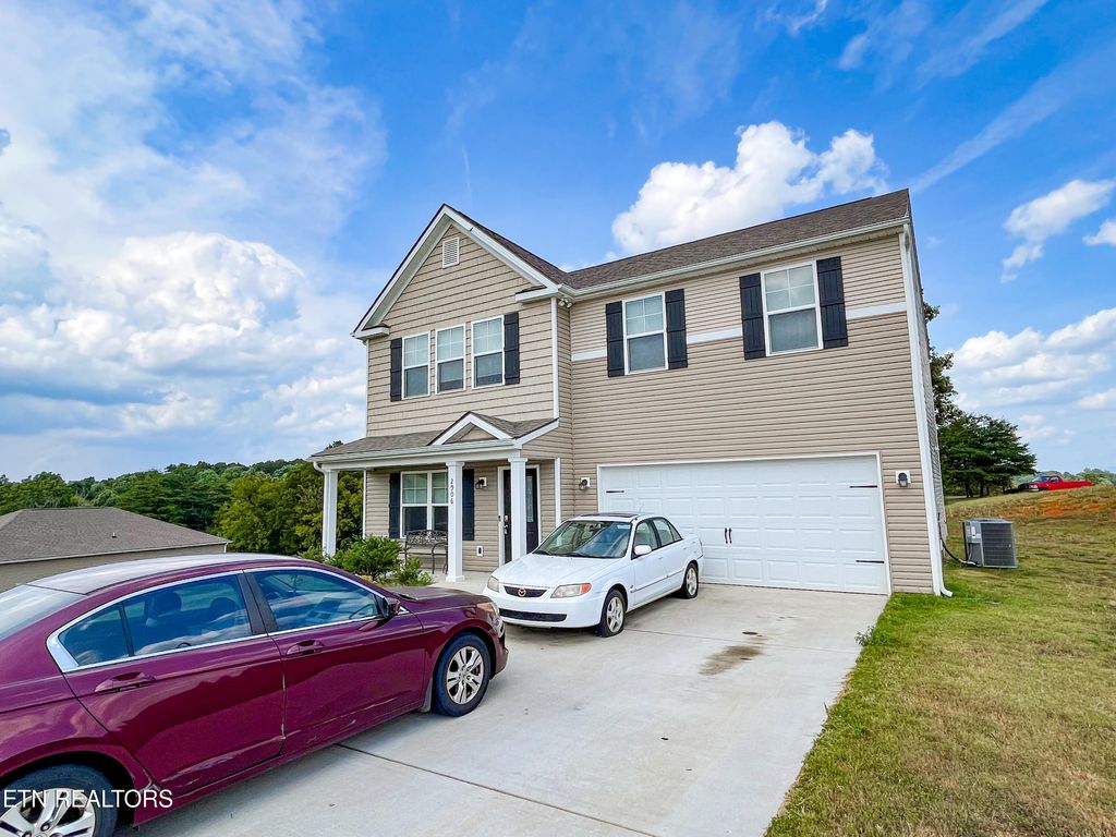 Photo of 2906 Sagegrass Drive, Louisville, TN 37777 (MLS # 1270438)