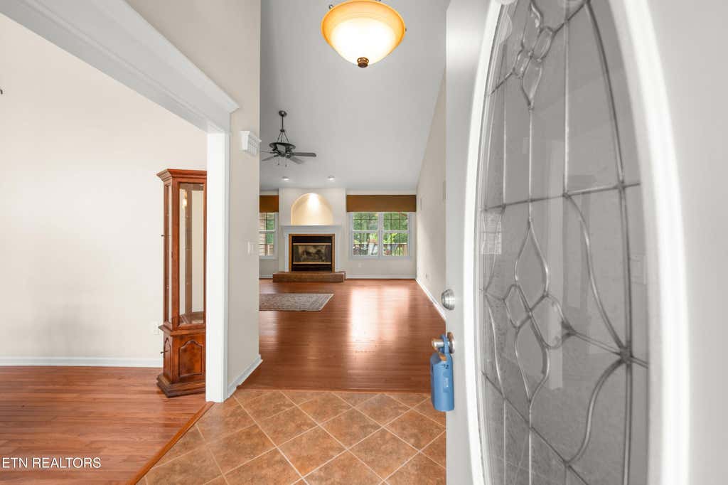 Photo of 106 Mariners Drive, Crossville, TN 38558 (MLS # 1345061)