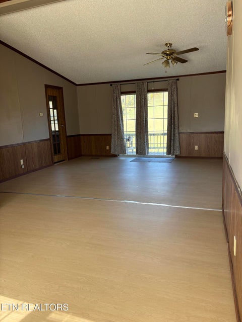 Tiny photo for 157 Russell Acres, Speedwell, TN 37870 (MLS # 1360032)