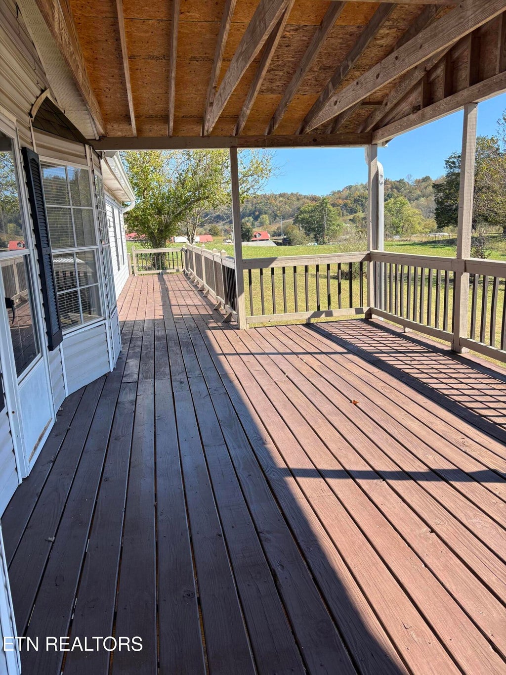 Photo of 157 Russell Acres, Speedwell, TN 37870 (MLS # 1360032)