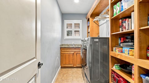 Tiny photo for 723 Bayshore Rd, Knoxville, TN 37934 (MLS # 1358948)