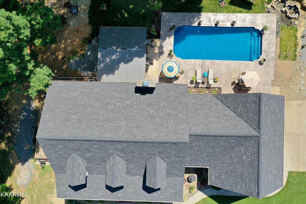 Photo of 618 N Union Grove Rd, Friendsville, TN 37737 (MLS # 1228514)