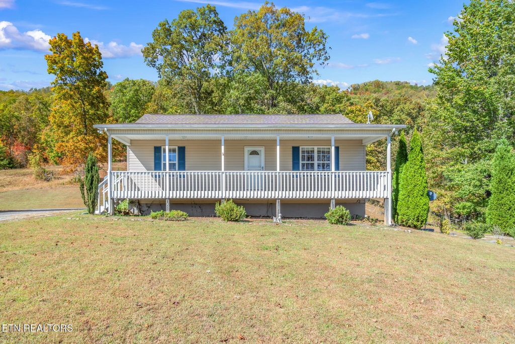 Photo of 1347 Cawood Rd, Spring City, TN 37381 (MLS # 1320404)