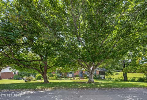 Tiny photo for 140 Westwood Drive, Clinton, TN 37716 (MLS # 1350707)