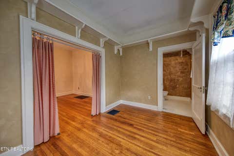 Tiny photo for 918 Windgate St, Knoxville, TN 37919 (MLS # 1347979)