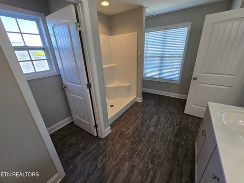 Tiny photo for 109 Hardinberry St, Oak Ridge, TN 37830 (MLS # 1358679)