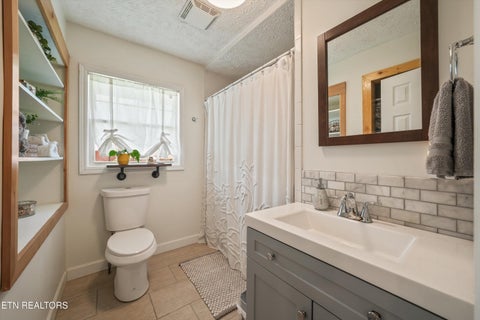 Tiny photo for 636 Robertsville Rd, Oak Ridge, TN 37830 (MLS # 1343955)