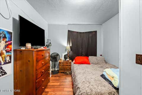 Tiny photo for 1008 W Walden St, LaFollette, TN 37766 (MLS # 1349693)