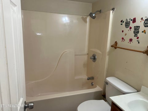 Tiny photo for 113 S Walker Lane, Oak Ridge, TN 37830 (MLS # 1323096)
