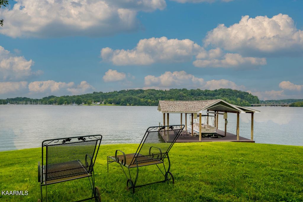 Photo of 4658 Gravelly Hills Rd, Louisville, TN 37777 (MLS # 1236847)