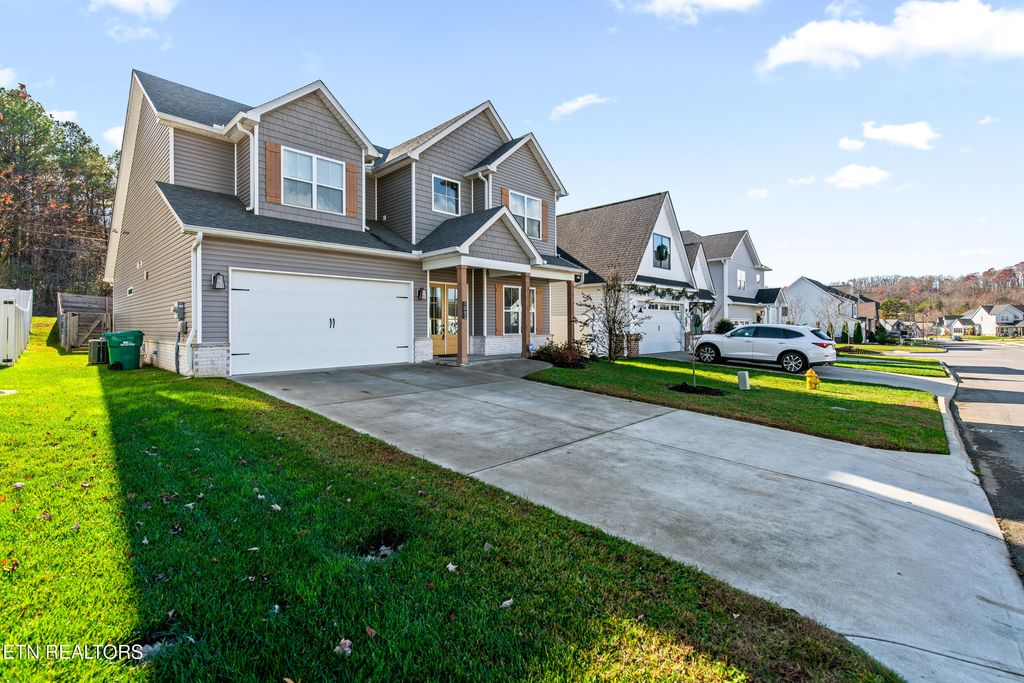 Photo of 1062 Belle Pond Ave, Knoxville, TN 37932 (MLS # 1323560)