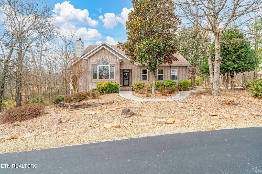 Photo of 213 Coyatee Drive, Loudon, TN 37774 (MLS # 1331702)