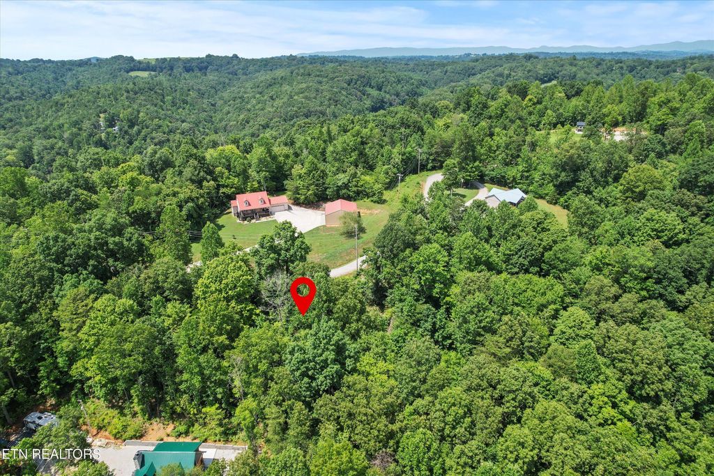 Photo of 711 Jim Lee Ridge Rd, LaFollette, TN 37766 (MLS # 1309473)