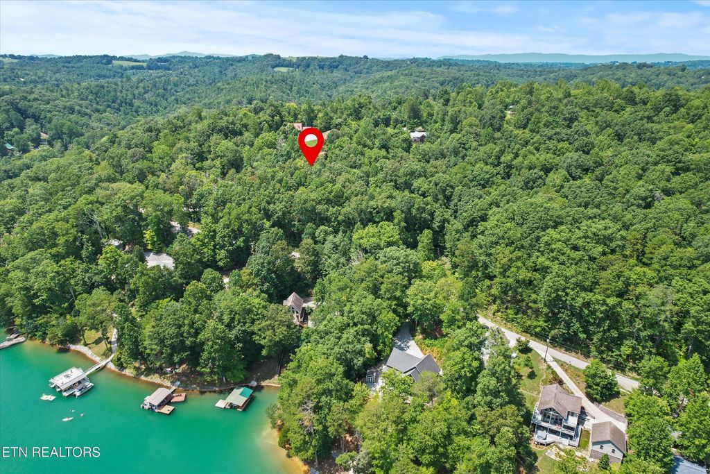 Photo of 711 Jim Lee Ridge Rd, LaFollette, TN 37766 (MLS # 1309473)