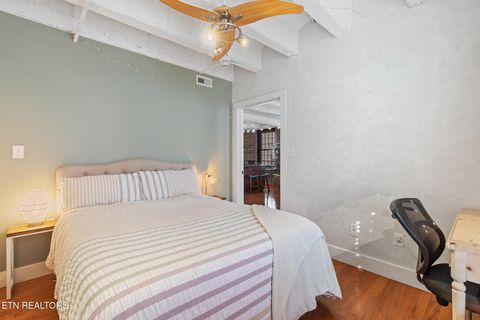 Tiny photo for 535 Locust St #202, Knoxville, TN 37902 (MLS # 1336397)